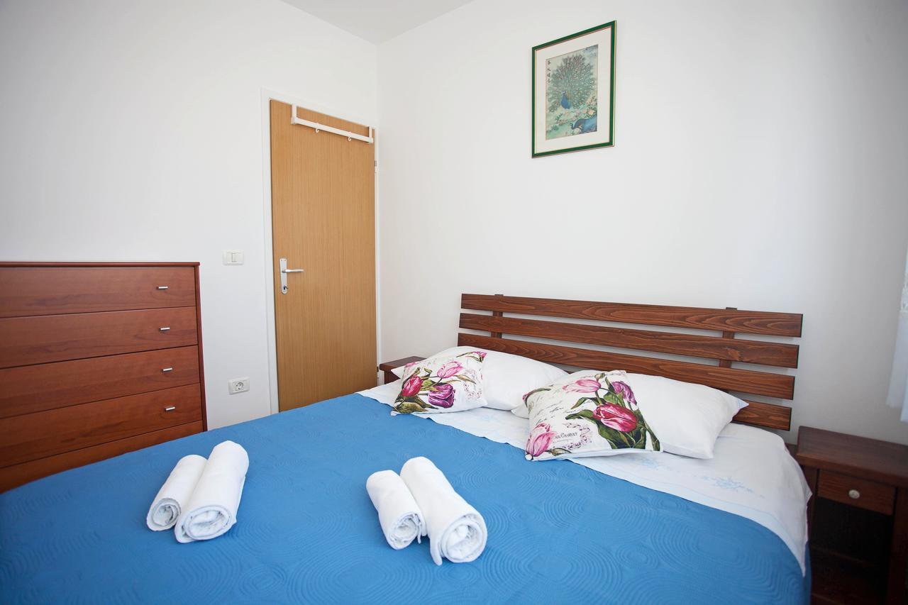 Apartment Pia Ровинь Экстерьер фото