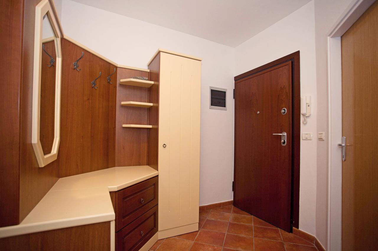 Apartment Pia Ровинь Экстерьер фото